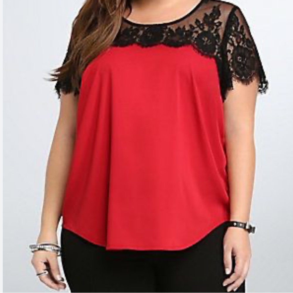 Torrid Lace Satin Blouse Short Sleeve Crewneck Black & Red Women's Sz 2